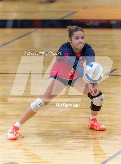 Thumbnail 2 in South Lyon vs South Lyon East (MHSAA Division 1 District 23 Championship) photogallery.