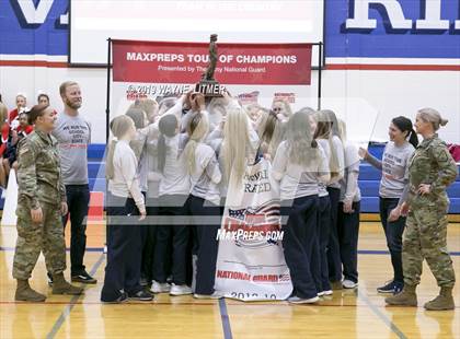 Thumbnail 2 in Sacred Heart (MaxPreps Tour of Champions) photogallery.