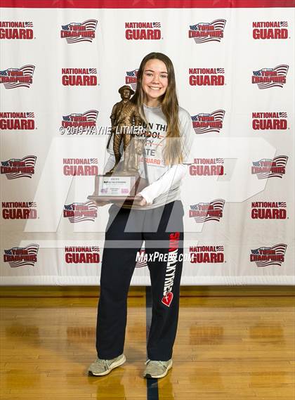 Thumbnail 2 in Sacred Heart (MaxPreps Tour of Champions) photogallery.
