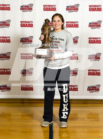 Thumbnail 2 in Sacred Heart (MaxPreps Tour of Champions) photogallery.