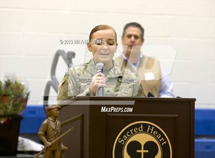 Thumbnail 3 in Sacred Heart (MaxPreps Tour of Champions) photogallery.
