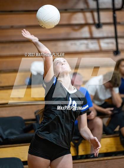 Thumbnail 3 in Clayton @ Laney photogallery.