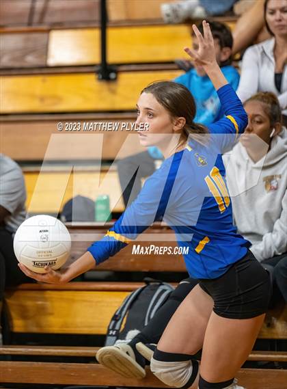 Thumbnail 3 in Clayton @ Laney photogallery.