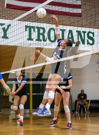 Thumbnail 3 in Clayton @ Laney photogallery.