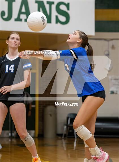 Thumbnail 1 in Clayton @ Laney photogallery.