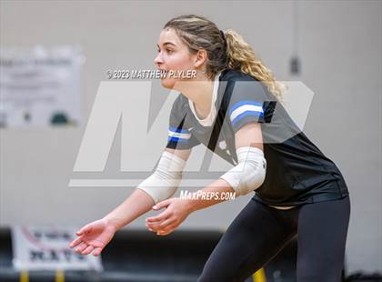 Thumbnail 3 in Clayton @ Laney photogallery.