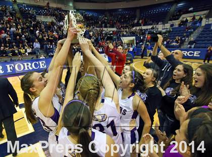 Thumbnail 1 in Holy Family vs Pagosa Springs (CHSAA 3A Final) photogallery.