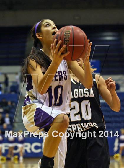 Thumbnail 2 in Holy Family vs Pagosa Springs (CHSAA 3A Final) photogallery.