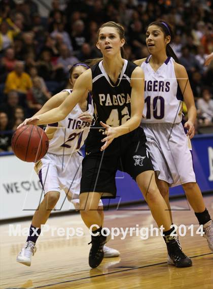 Thumbnail 1 in Holy Family vs Pagosa Springs (CHSAA 3A Final) photogallery.