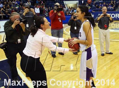 Thumbnail 2 in Holy Family vs Pagosa Springs (CHSAA 3A Final) photogallery.