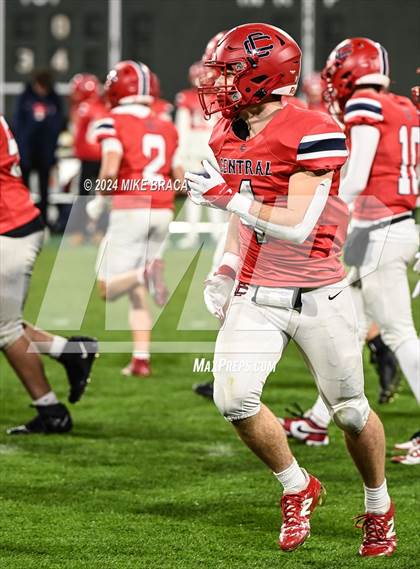 Thumbnail 2 in Central Catholic vs Lawrence (High School Football at Fenway Park) photogallery.