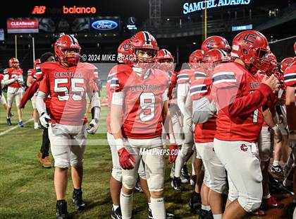 Thumbnail 2 in Central Catholic vs Lawrence (High School Football at Fenway Park) photogallery.