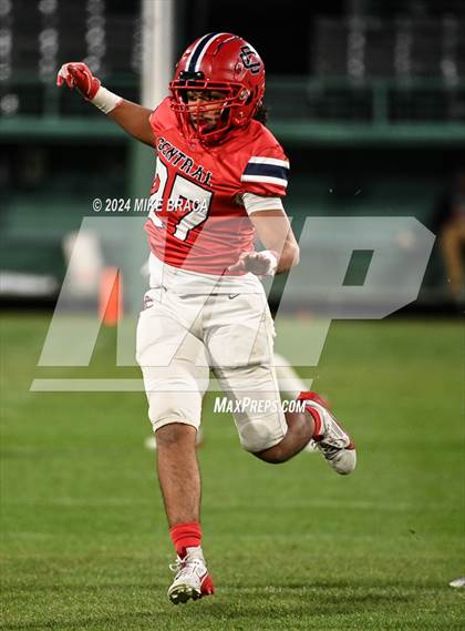 Thumbnail 3 in Central Catholic vs Lawrence (High School Football at Fenway Park) photogallery.