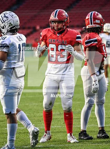 Thumbnail 3 in Central Catholic vs Lawrence (High School Football at Fenway Park) photogallery.