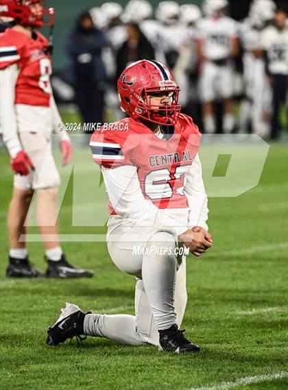 Thumbnail 2 in Central Catholic vs Lawrence (High School Football at Fenway Park) photogallery.