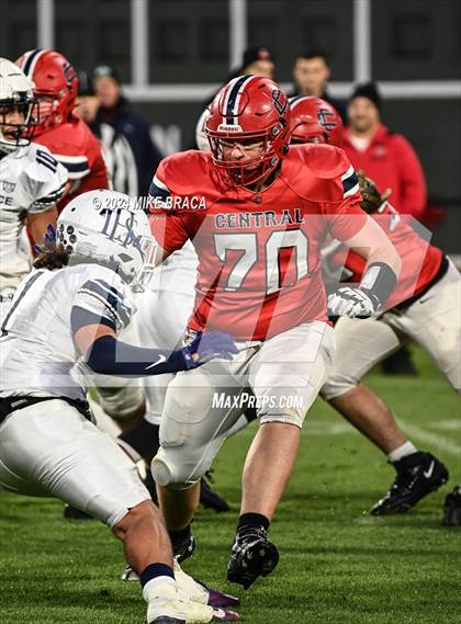 Thumbnail 3 in Central Catholic vs Lawrence (High School Football at Fenway Park) photogallery.