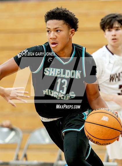 Thumbnail 2 in Sheldon vs Whitney (Turkey Toss-Up Championship) photogallery.