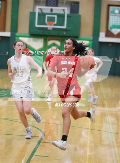 Thumbnail 3 in Regis Jesuit vs. Miramonte (MLK Showcase) photogallery.