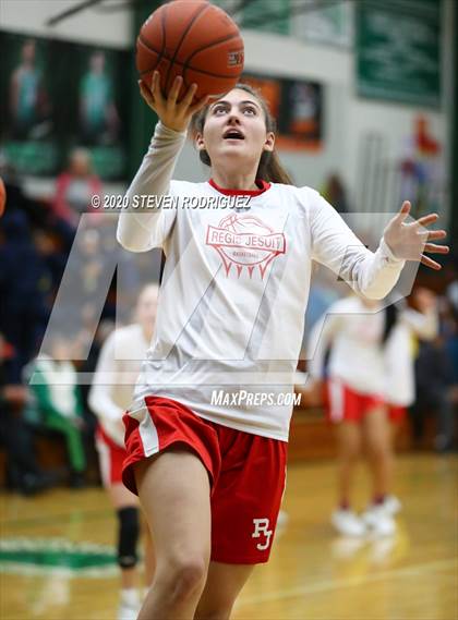 Thumbnail 2 in Regis Jesuit vs. Miramonte (MLK Showcase) photogallery.