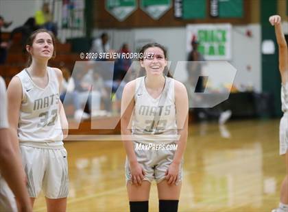 Thumbnail 2 in Regis Jesuit vs. Miramonte (MLK Showcase) photogallery.