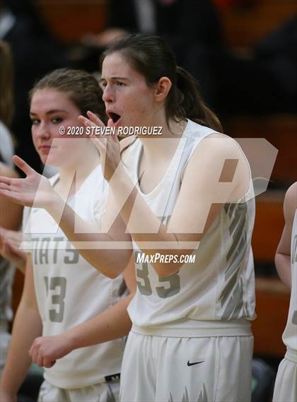 Thumbnail 2 in Regis Jesuit vs. Miramonte (MLK Showcase) photogallery.