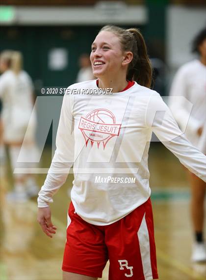 Thumbnail 2 in Regis Jesuit vs. Miramonte (MLK Showcase) photogallery.