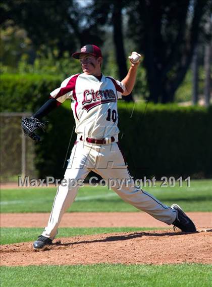 Thumbnail 3 in Vista del Lago @ JSerra Catholic photogallery.