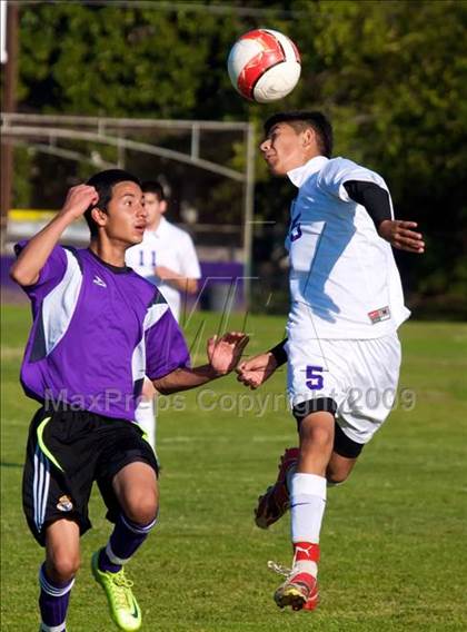 Thumbnail 2 in Cristo Rey @ Sacramento photogallery.