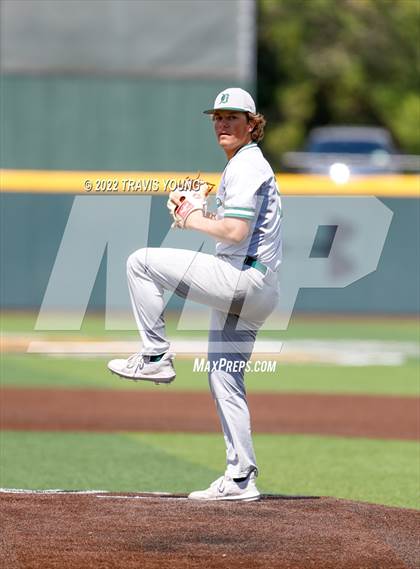 Thumbnail 2 in Blue Valley Southwest vs. De Soto(KSHSAA State 5A Quarterfinals) photogallery.