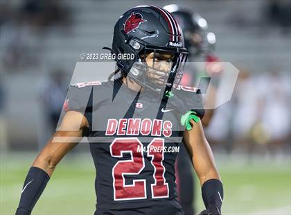 Thumbnail 2 in Ware County vs. Warner Robins (GHSA 5A Round 2) photogallery.
