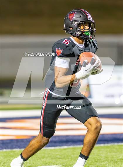 Thumbnail 1 in Ware County vs. Warner Robins (GHSA 5A Round 2) photogallery.