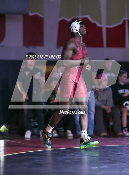 Thumbnail 1 in Regis Jesuit @ Ponderosa photogallery.