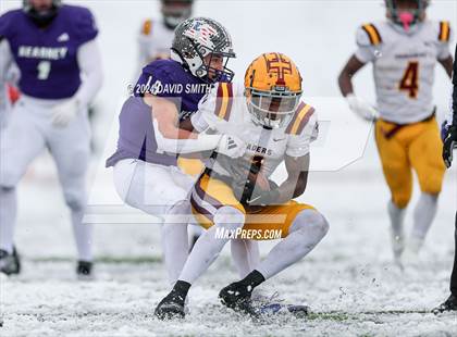 Thumbnail 2 in Kearney vs. Lutheran North (MSHSAA Class 4 Semifinal) photogallery.