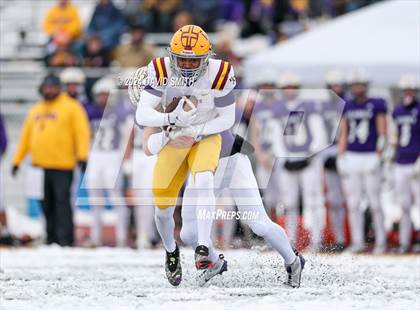 Thumbnail 1 in Kearney vs. Lutheran North (MSHSAA Class 4 Semifinal) photogallery.