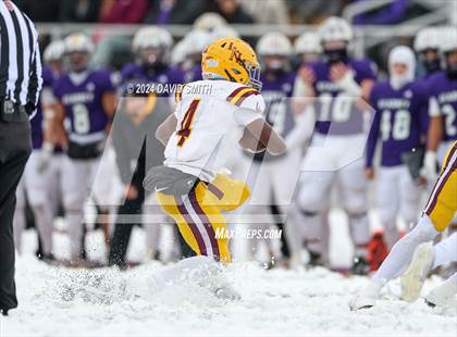 Thumbnail 1 in Kearney vs. Lutheran North (MSHSAA Class 4 Semifinal) photogallery.