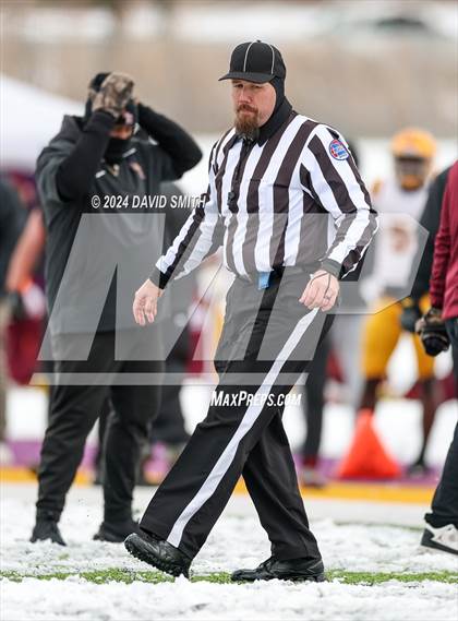 Thumbnail 1 in Kearney vs. Lutheran North (MSHSAA Class 4 Semifinal) photogallery.