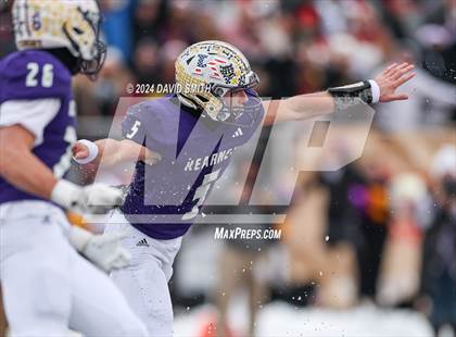 Thumbnail 2 in Kearney vs. Lutheran North (MSHSAA Class 4 Semifinal) photogallery.