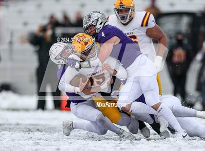 Thumbnail 3 in Kearney vs. Lutheran North (MSHSAA Class 4 Semifinal) photogallery.