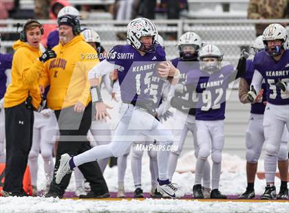 Thumbnail 2 in Kearney vs. Lutheran North (MSHSAA Class 4 Semifinal) photogallery.