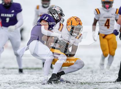 Thumbnail 3 in Kearney vs. Lutheran North (MSHSAA Class 4 Semifinal) photogallery.