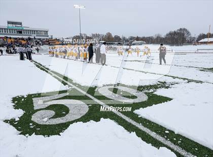 Thumbnail 2 in Kearney vs. Lutheran North (MSHSAA Class 4 Semifinal) photogallery.