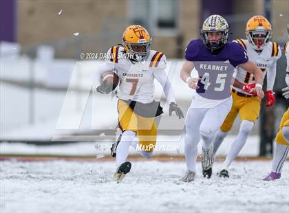 Thumbnail 3 in Kearney vs. Lutheran North (MSHSAA Class 4 Semifinal) photogallery.