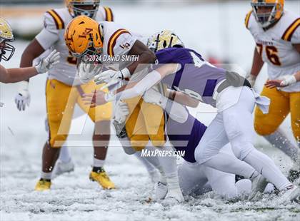 Thumbnail 3 in Kearney vs. Lutheran North (MSHSAA Class 4 Semifinal) photogallery.