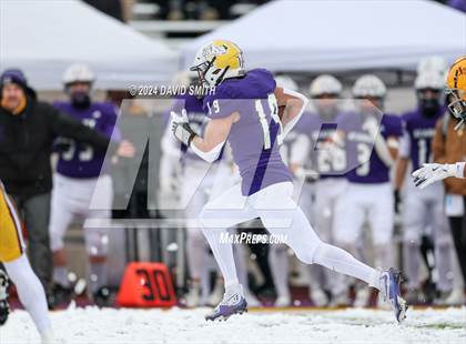 Thumbnail 1 in Kearney vs. Lutheran North (MSHSAA Class 4 Semifinal) photogallery.