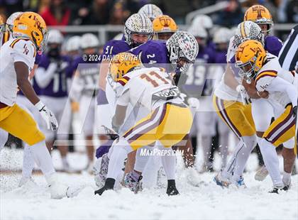 Thumbnail 1 in Kearney vs. Lutheran North (MSHSAA Class 4 Semifinal) photogallery.