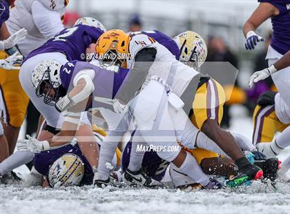 Thumbnail 1 in Kearney vs. Lutheran North (MSHSAA Class 4 Semifinal) photogallery.