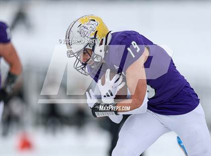 Thumbnail 1 in Kearney vs. Lutheran North (MSHSAA Class 4 Semifinal) photogallery.