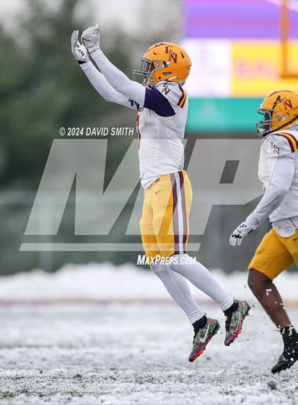 Thumbnail 1 in Kearney vs. Lutheran North (MSHSAA Class 4 Semifinal) photogallery.