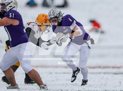 Thumbnail 1 in Kearney vs. Lutheran North (MSHSAA Class 4 Semifinal) photogallery.