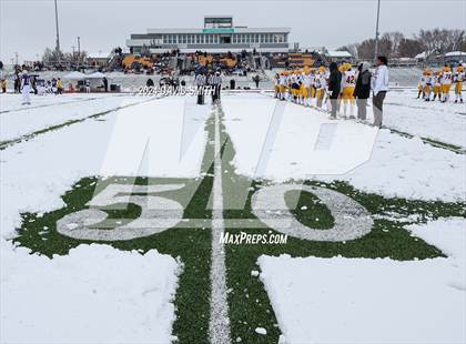 Thumbnail 1 in Kearney vs. Lutheran North (MSHSAA Class 4 Semifinal) photogallery.